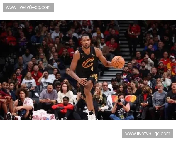 骑士阿伦莫布里内线组合 需承担更多防守责任 骑士阿伦莫布里内线组合 需承担更多防守责任